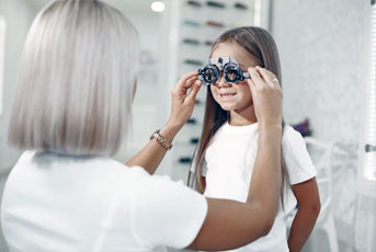 Kids-childrens-Eye-Exams-Brampton