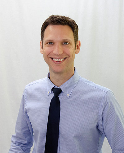 dr adam lapienis optometrist in brampton